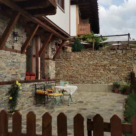 Gasthof къщата на музиканта Leshten