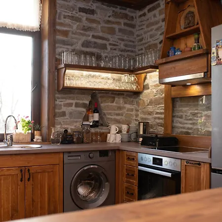 къщата на музиканта * Leşten