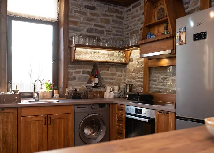 къщата на музиканта 3* Leshten